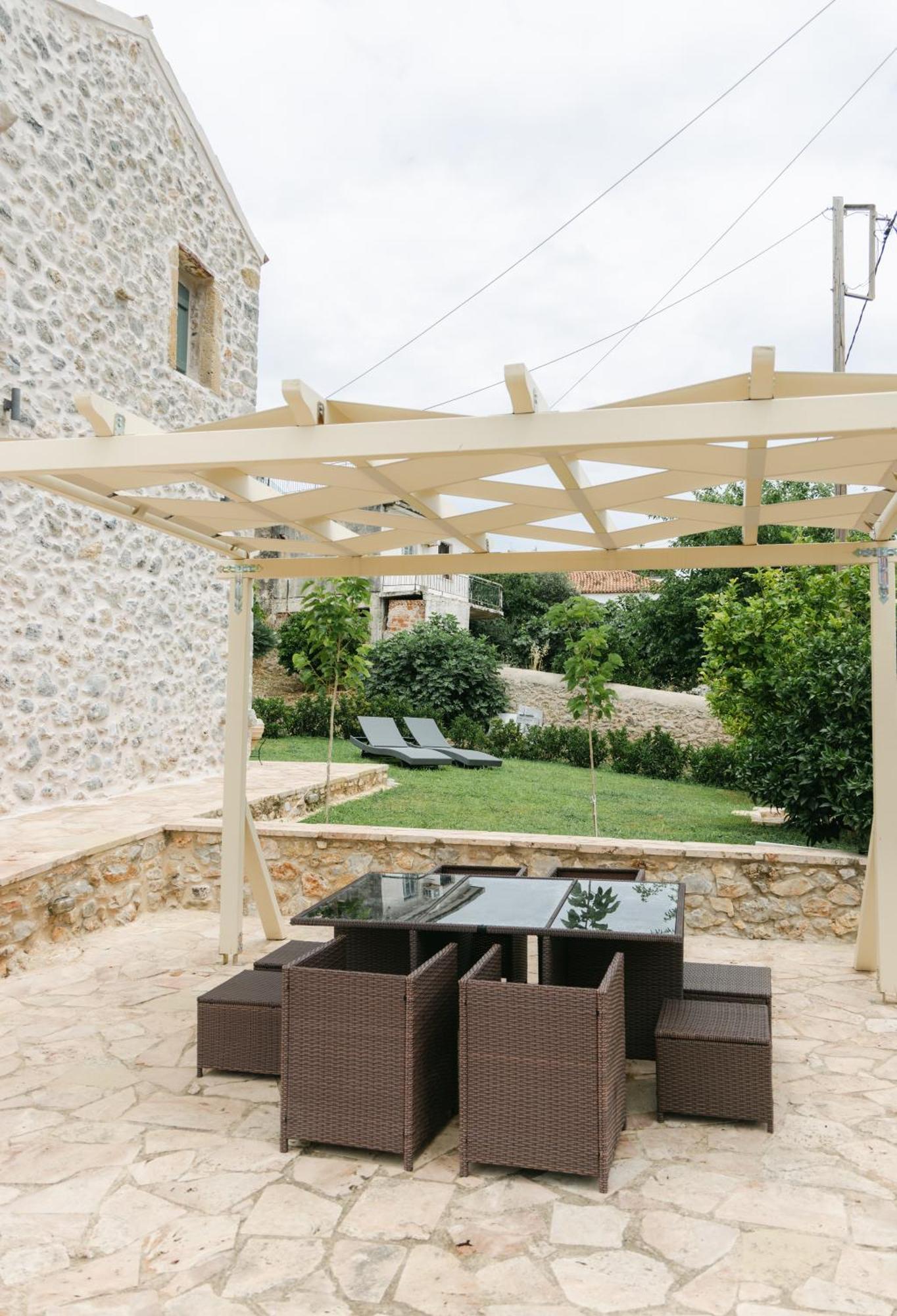 La Tore Di Montenegro Githio Exterior foto